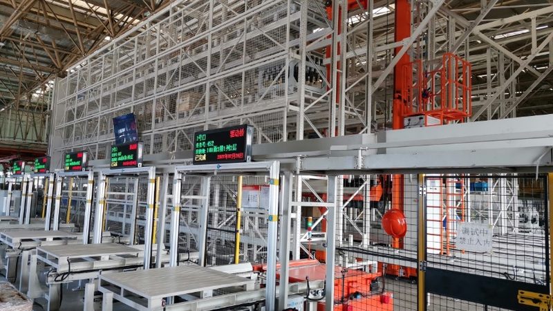 在选购电动叉车时，需要关注以下关键参数：